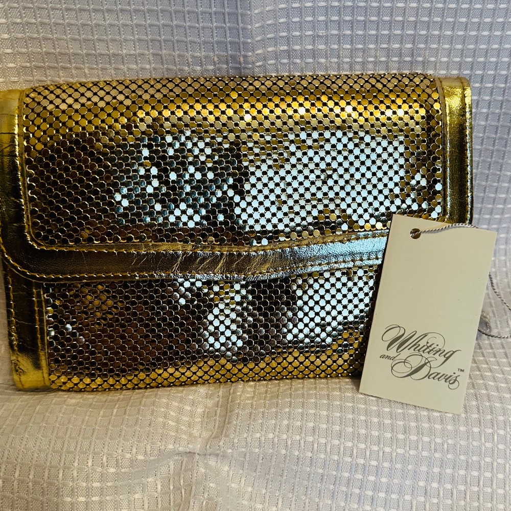 Vintage Whiting and Davis handbag